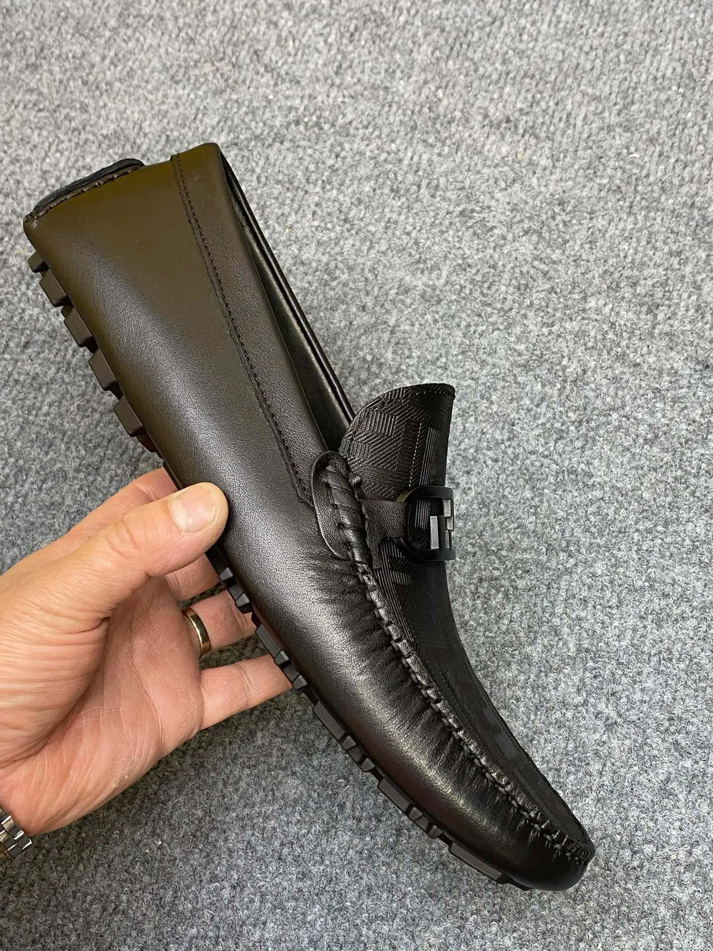 Men's Men's Shoes Men's Men's Shoes 💰700FENDI Fendi Men's Shoes are breathable and comfortable. Original development. Counters copy one to one. Imported cowhide. Niuri. 38 to 44. (can be ordered at 45.46. No returns or exchanges)